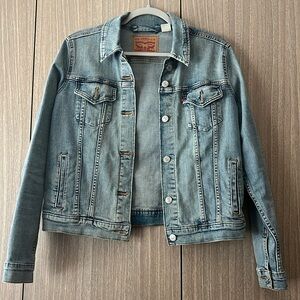 Levi’s Trucker Jacket